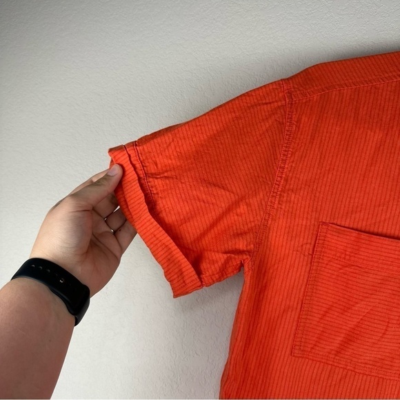 Marmot Orange Short Sleeve Button Front Shirt Size Medium - Picture 3 of 7